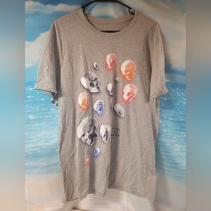 Elevenparis NWOT Gray Graphic T-Shirt‎ with Skull Design Mens Size Medium